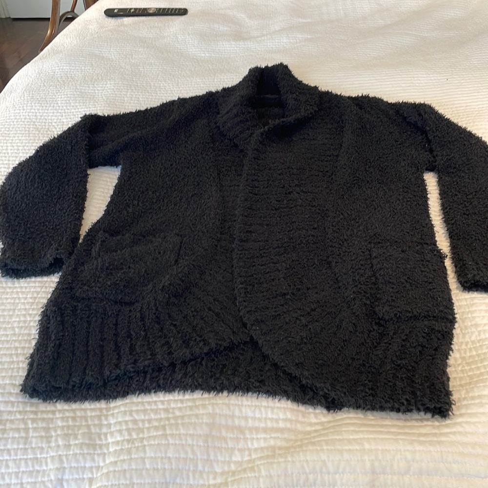 Super cozy deep black lounging sweater